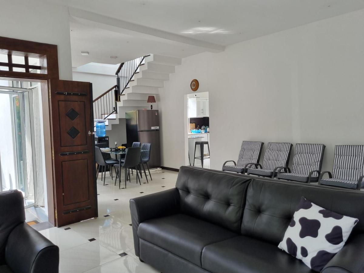Vidushi Home Minuwangoda Exterior foto